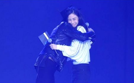 杨幂黄晓明代言的眼镜广告歌曲