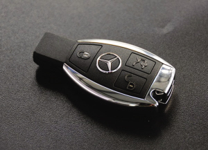 奔驰车钥匙丢了,该怎么办?费用?-奔驰车备用钥