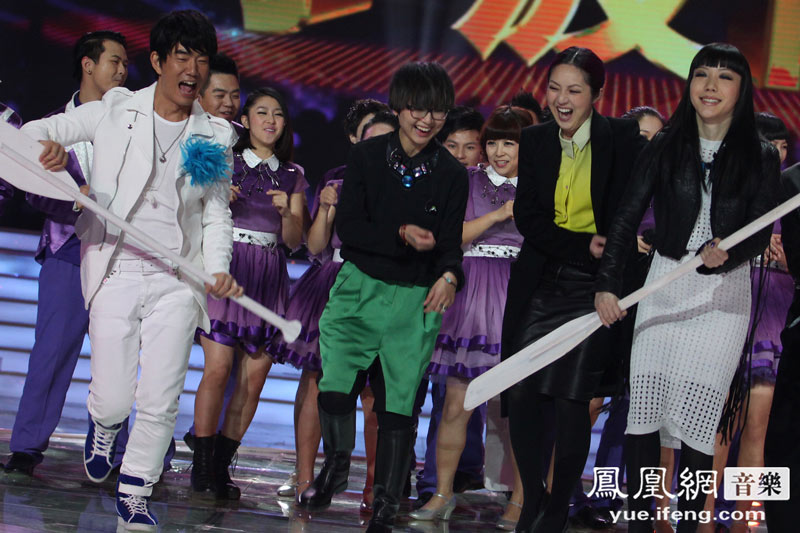 热词:梦想合唱团周笔畅