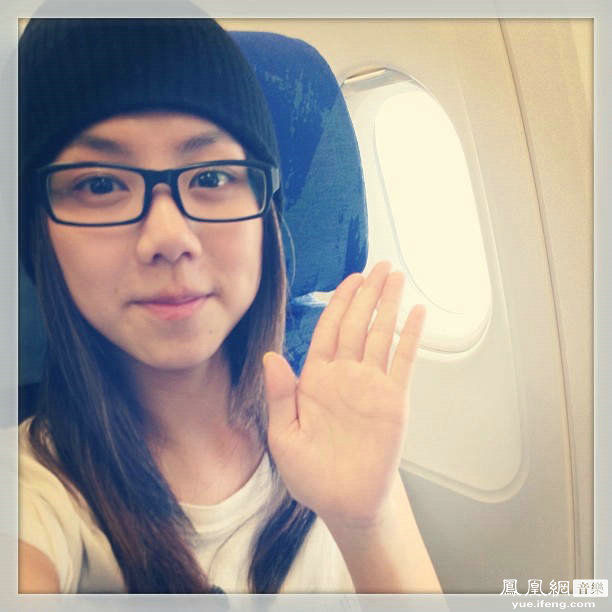 邓紫棋成都音乐节4万观众撑场歌迷脚险被踩爆_音乐频道