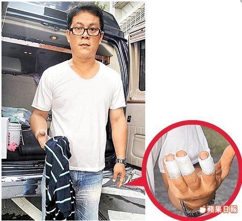保姆车司机遭屎尿袭击