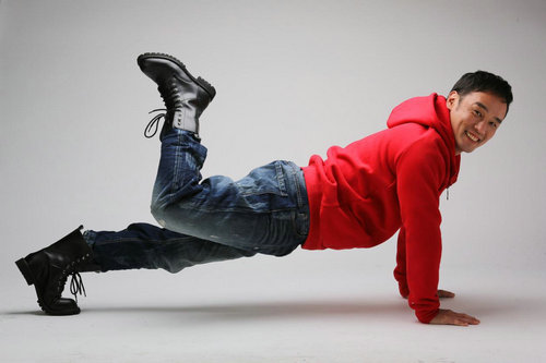 东尼大木自夸帅过周杰伦 奇怪苍井空在中国爆