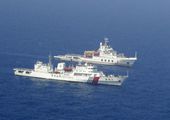 中国两船抵礼乐滩建主权标识 菲将派舰摧毁