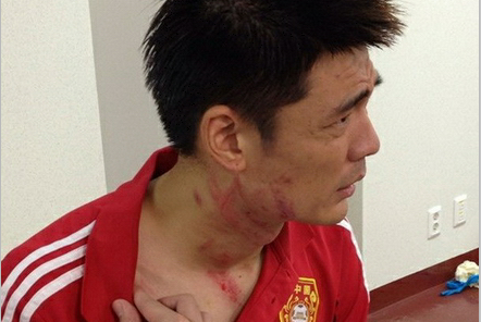 2013中国足球十大感人瞬间:孔卡不舍离开长春
