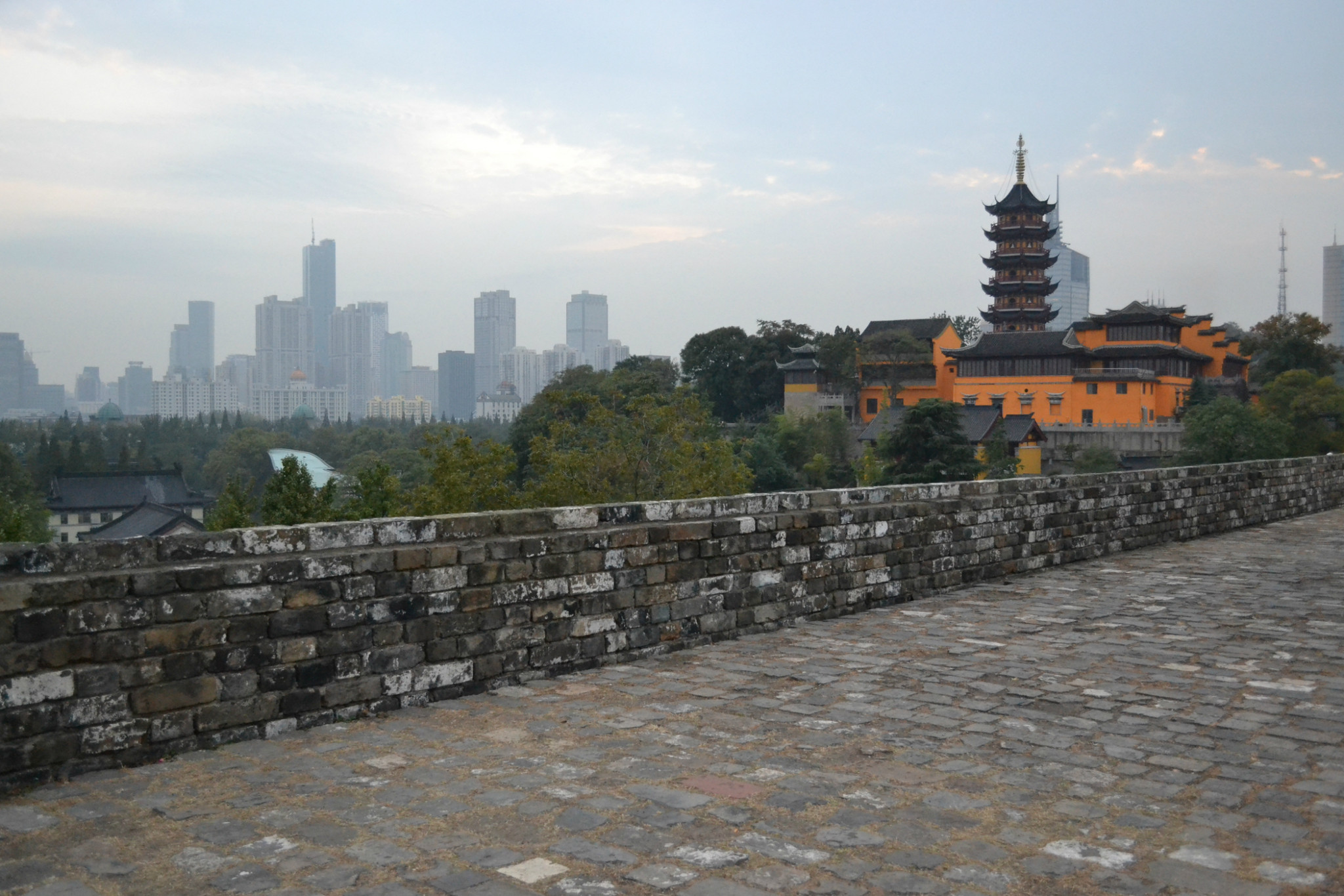 申遗8年仍在排队600多岁的明城墙如何“突围”?_江苏频道_凤凰网