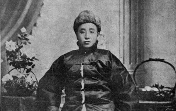 张作霖怒斥部下吃民众粮:妈了个巴子 再有就枪毙_山东频道_凤凰网