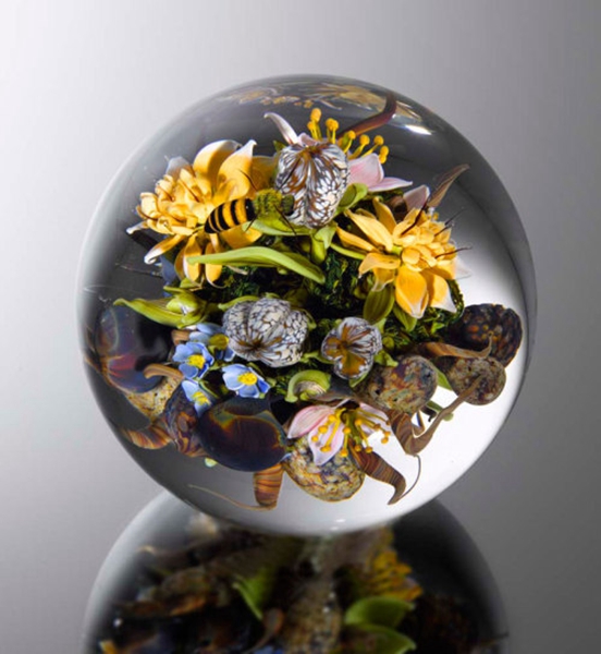玻璃球内的微型花园 360度全方位观赏花簇