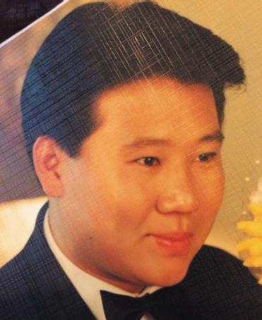 郭德纲曝青涩照辞岁 网友：万梓良沈春阳“合体”(图)