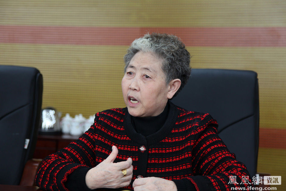 凤凰网独家对话\老干妈\陶华碧