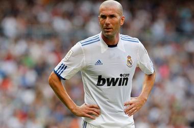 一击:c罗齐祖在列(图)