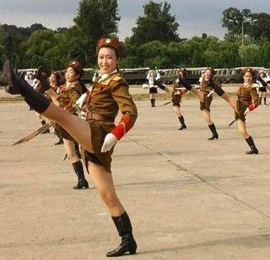 为什么<em>朝鲜女人</em>不能穿裤子