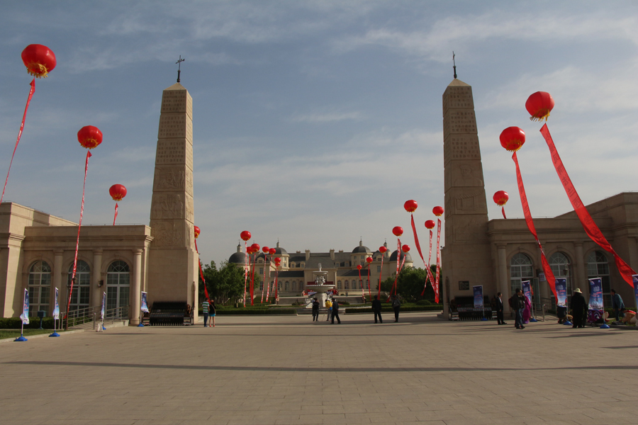 5月18日，宁夏张裕摩塞尔十五世酒庄旅游开业