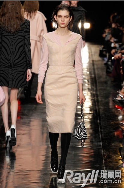 日本女人阴部艺术高清图片