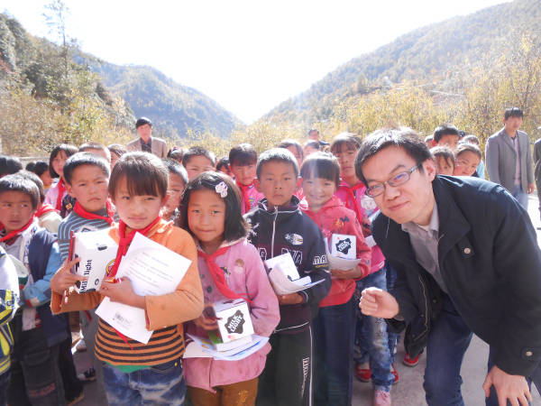 华西村人均收入_云南农民人均纯收入