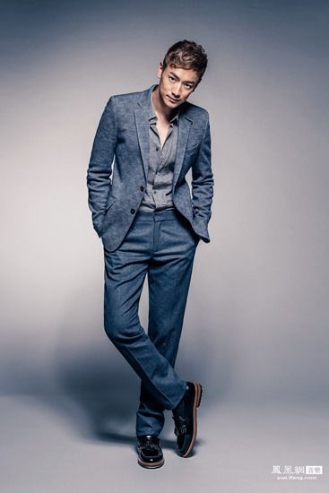 发现音乐X经纪公司送上圣诞大礼林佑威:只好卖