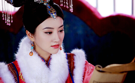 景甜《大玉儿传奇》曝造型 妆容精致唯美大气