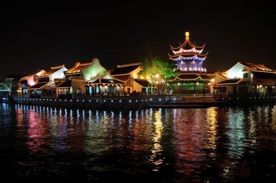 苏州河畔之夜