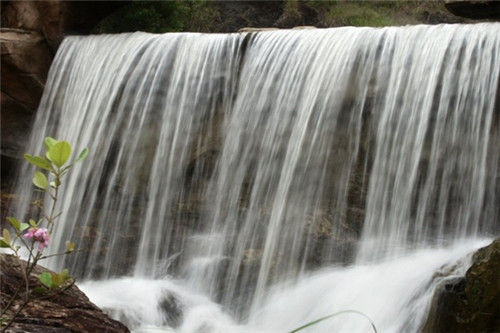 与山水相约 寻找广东最原生态的三大瀑布