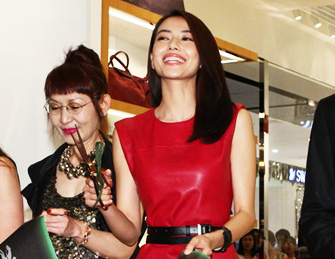 高圆圆赴台湾 没见未来公婆