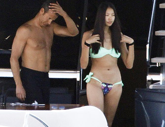 罗紫琳与50岁俄富翁海岛度假