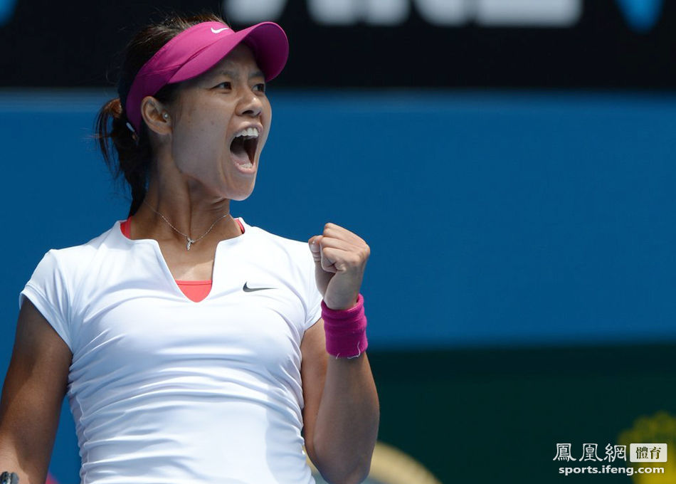 澳网-李娜横扫马卡洛娃 连续两年晋级8强