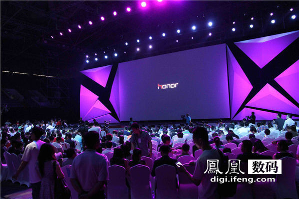 华为发布会2019图片