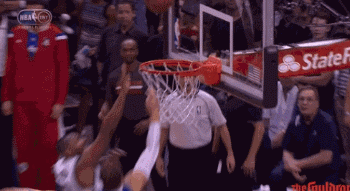 体育  马刺和快船战到最后1.