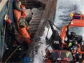 韩海警登中国渔船检查遭渔民抵抗引发冲突