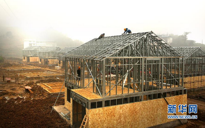 新型节能拼装房现四川农村 盖房子就像搭积木
