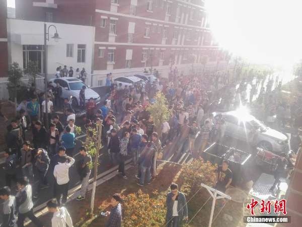 昆明嵩明县发生4.5级地震 网友:感觉房子要倒