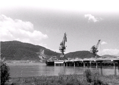 湖北省近几年经济总量情况_湖北省地图(3)