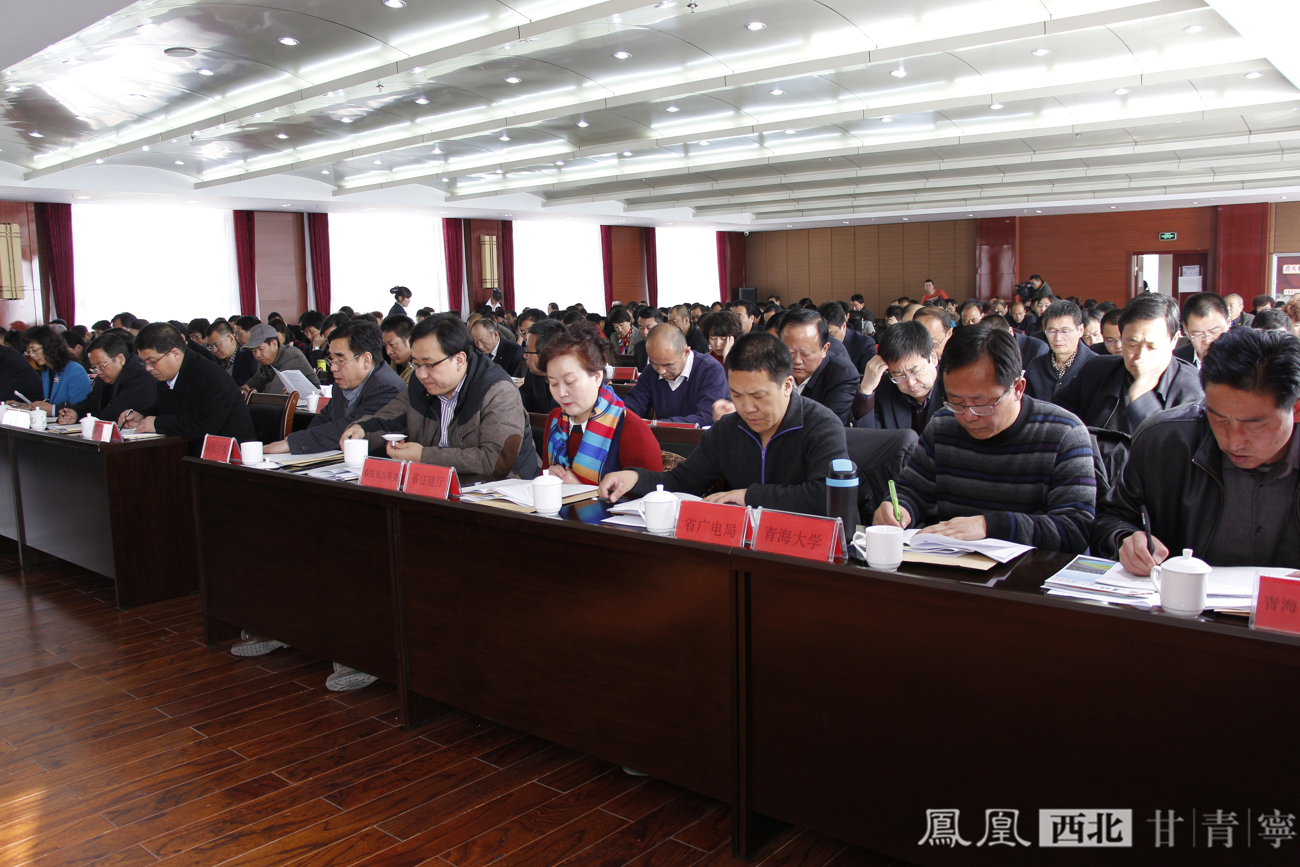 华西村人均收入_小学生人均体育经费(3)