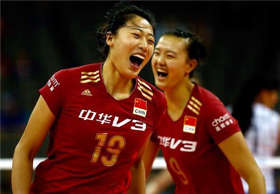 <em>中国女排</em>3-0完胜俄罗斯 总决赛取第二胜_黑龙