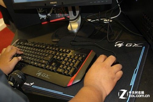 雷神新机械键盘亮相台北电脑展 无边框设计