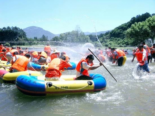 夏日水上漂 盘点国内最适合漂流的胜地