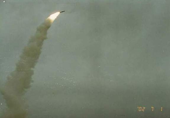 中国军方:若国家根本利益受威胁 反击将令人恐