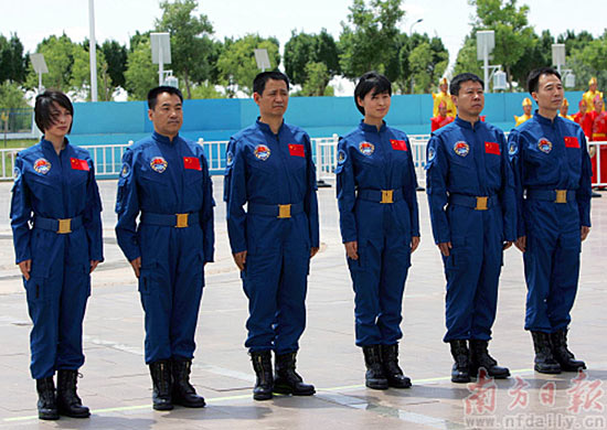 中国女航天员:王亚平来自农家 刘洋父亲是工人