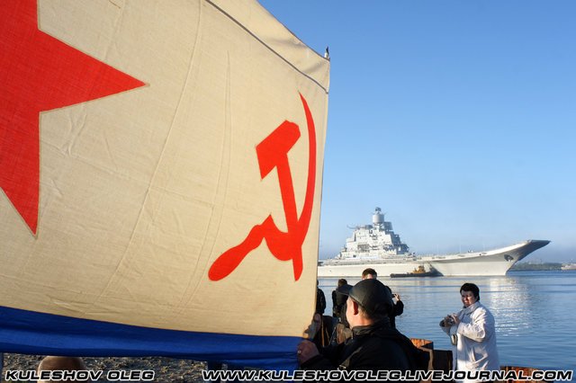 印度购俄二手航母终于出海试航 印度为此努力