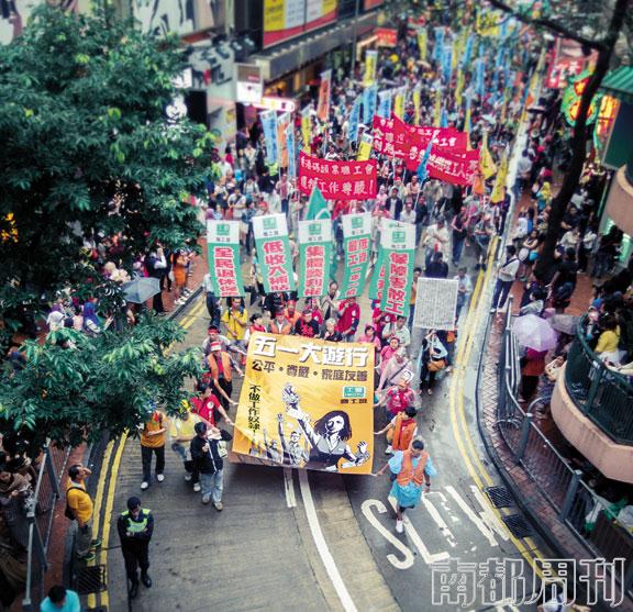 码头工人图片_香港码头工人收入(2)