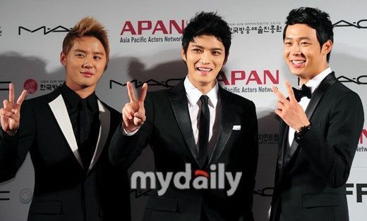 JYJ