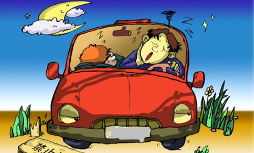 司机高速自扇耳光抗疲劳 民警提醒:切莫超速又