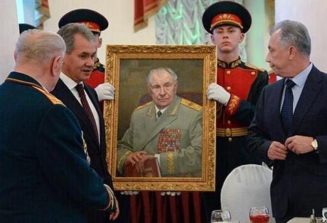 苏联最后一位元帅获普京授勋 曾软禁戈尔巴乔