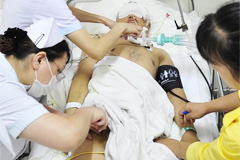 儿子遇车祸 老父含泪捐儿全身器官