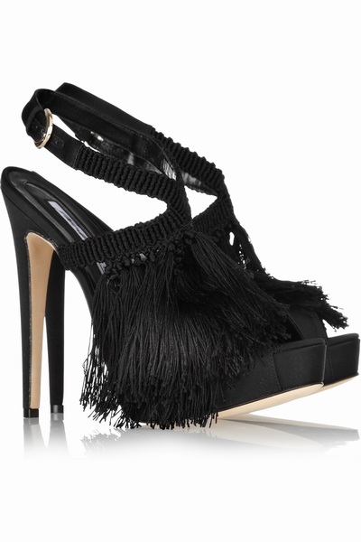 Africa 流苏钩针编织丝缎凉鞋  Brian Atwood from THE OUTNET.CN 6095 元