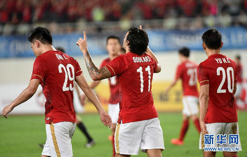 亚冠:广州恒大2-0击败南FC 总比分3-2晋级八强