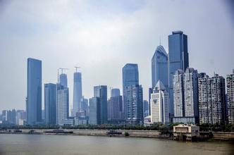 南昌红谷滩新区打造不关门的办证大厅