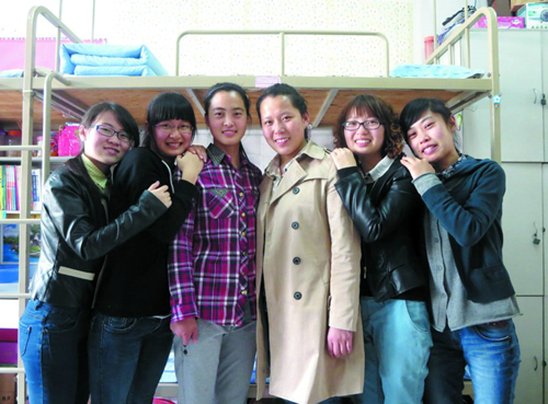 青科大学霸宿舍6<em>姐妹</em>考研齐过<em>线</em> 5人中科院_陕