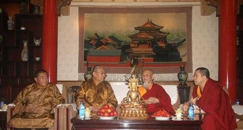 中国藏语系高级佛学院宗教界人士学习组参访雍和宫