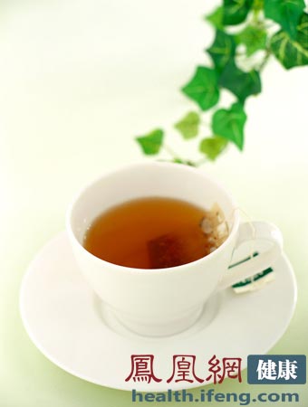 18种喝茶方法小心“要你命”(图)
