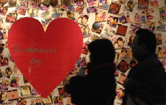 多家影院情人节收甜蜜费 3成单身男女恐婚